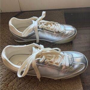 Sz38 Zara Metallic Silver Trainers / Sneakers